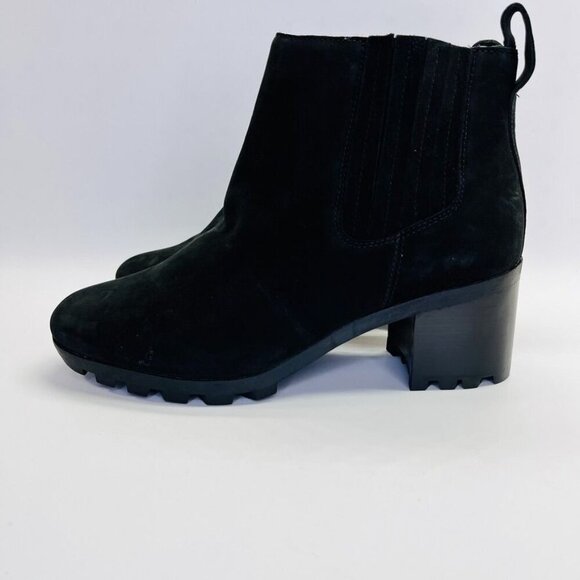 Vionic Wilma Women's Heeled Ankle Boot Size 9.5 in Black W Lug Sole Block Heel - Picture 4 of 16